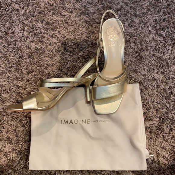 Vince Camuto gold heels - Picture 2 of 3